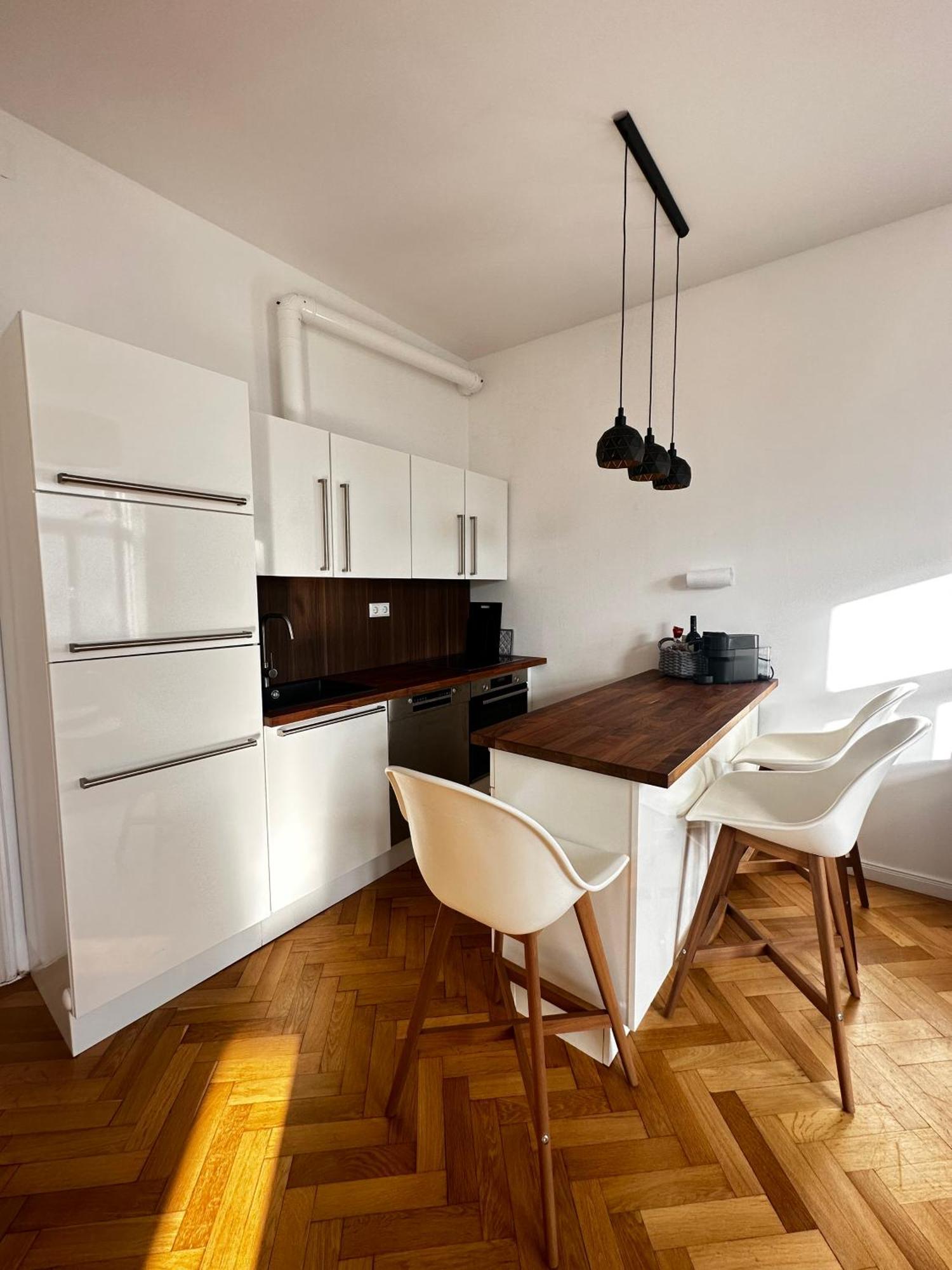 Luxury 3 Bedroom Near Schoenbrunn Palace * Wiedeń